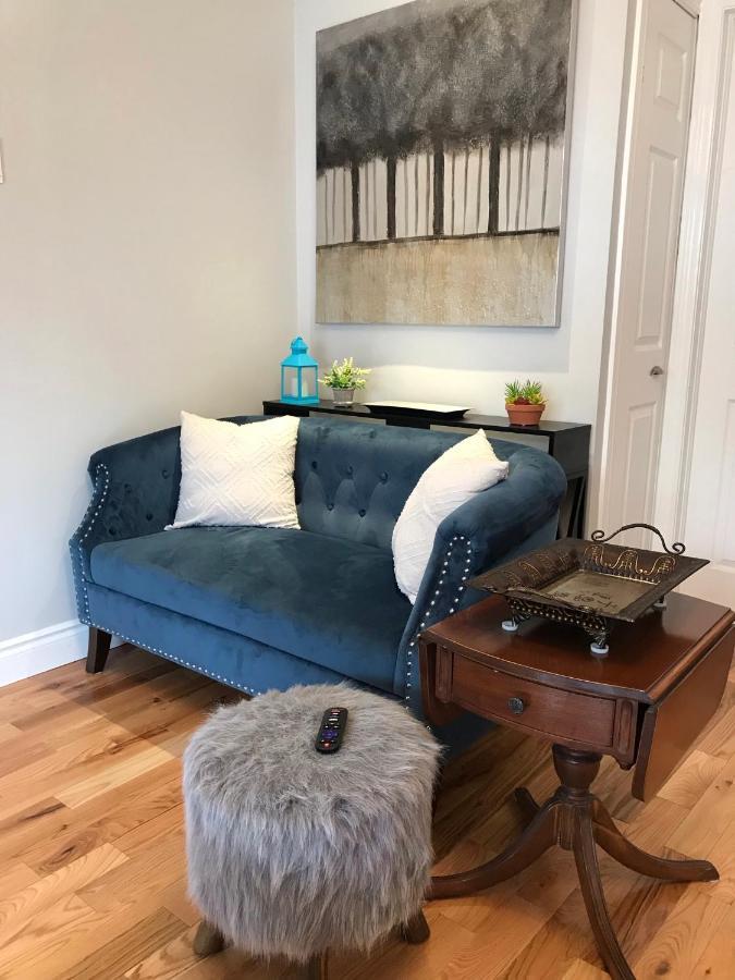 Ottawa Downtown Executive Apartment Retreat With Private Balcony Near Bank Street - Sleep Max 2 Zewnętrze zdjęcie