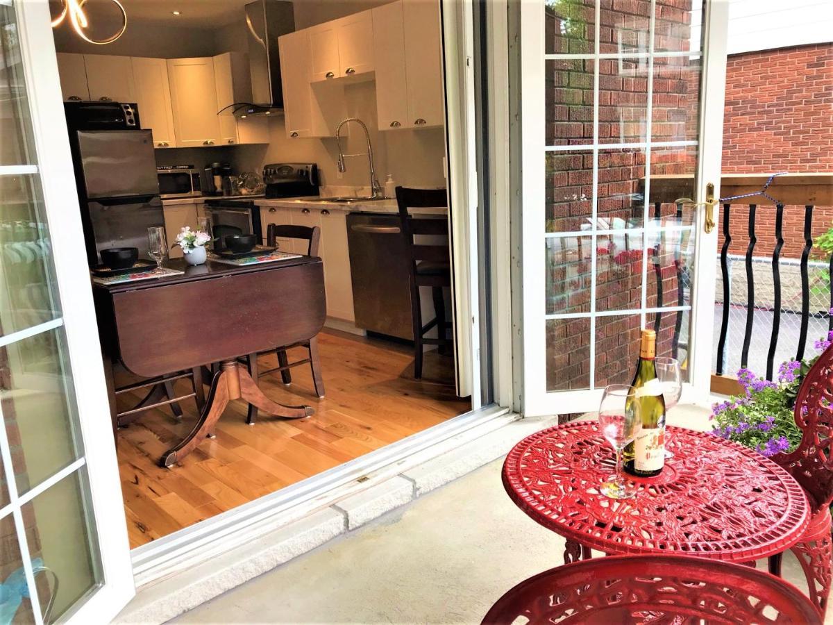 Ottawa Downtown Executive Apartment Retreat With Private Balcony Near Bank Street - Sleep Max 2 Zewnętrze zdjęcie